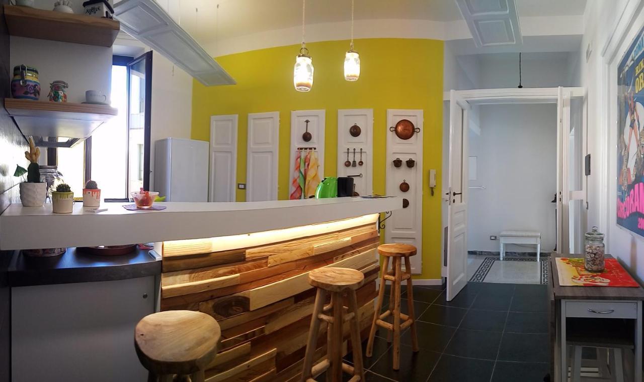 Primo Posto Bed & Breakfast Salerno Exterior photo