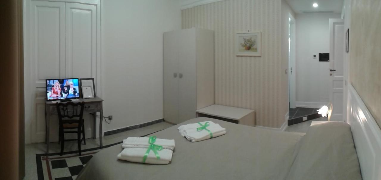 Primo Posto Bed & Breakfast Salerno Exterior photo