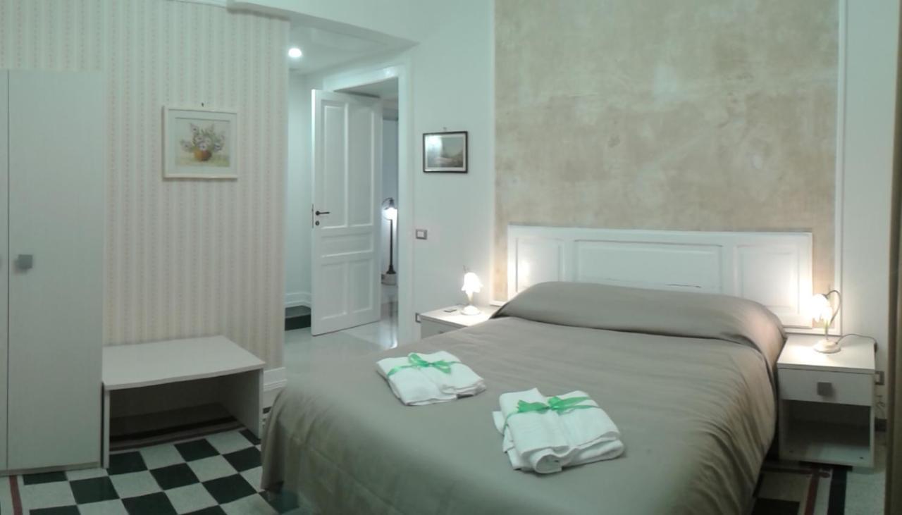 Primo Posto Bed & Breakfast Salerno Exterior photo